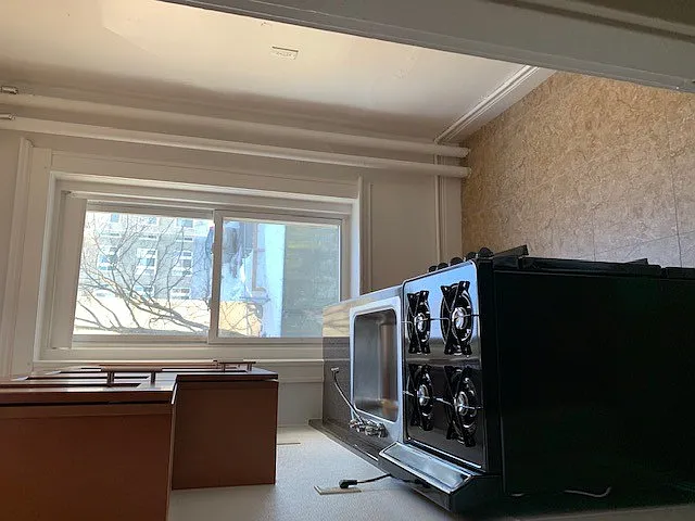 Studio, 1.0 bath, $1,950 — Photo 2