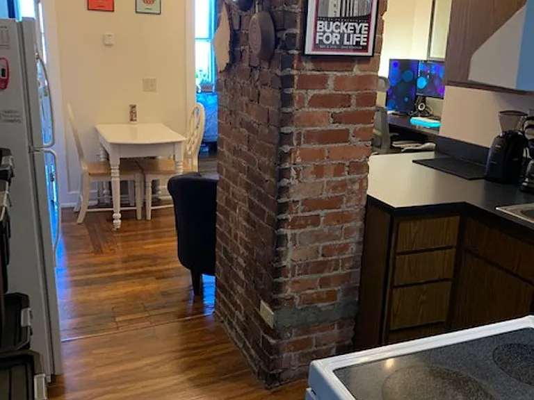 638 N High St — Photo 25
