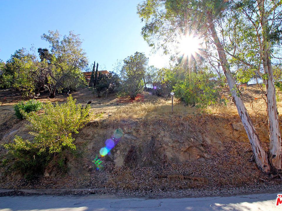 1st image of 3947 Glenalbyn Dr