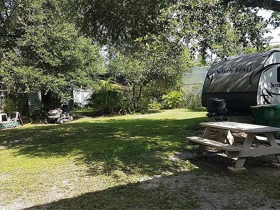 3rd image of 18466 Limberlos Ave