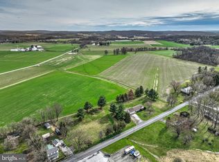 2046 Little Conestoga Rd, Elverson, PA 19520