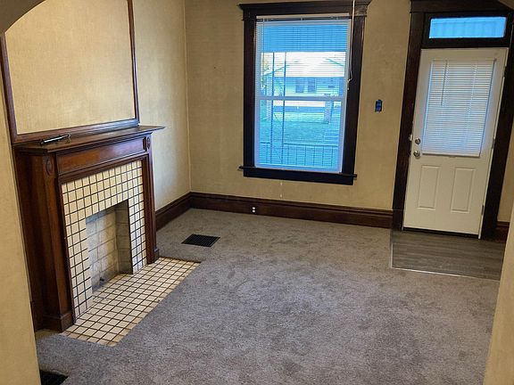 2nd image of 271 Dakota Ave #A