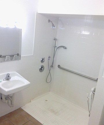 3rd image of 5521 W Gladys Ave APT 1B