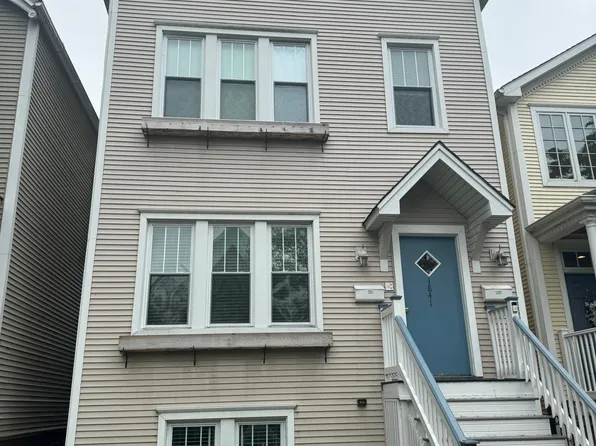 1841 W Henderson St #2, Chicago, IL 60657