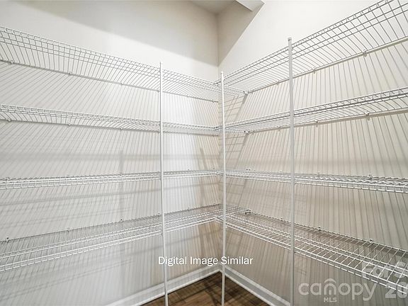 3rd image of 1227 Vibrant Rd