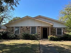 1st image of 908 Cross Bend Rd