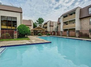 8423 Hearth Dr APT 3, Houston, TX 77054