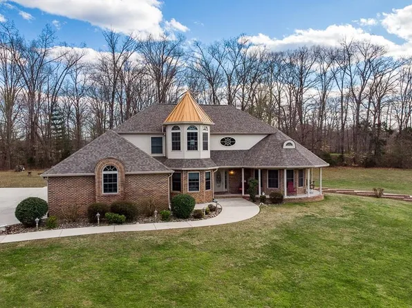 168 Maple Valley Ln, Cookeville, TN 38506