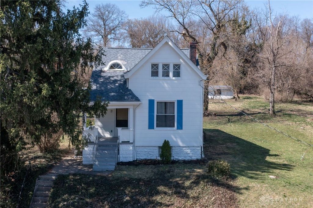 Real estate listing image