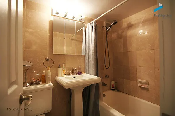 Rented by FirstService Realty (legacy) | media 12
