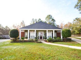 7685 Cumberland Ct, Mobile, AL 36695