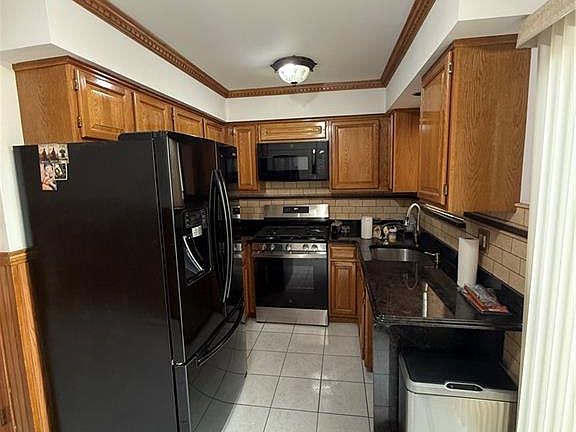 2nd image of 96 Church Ave