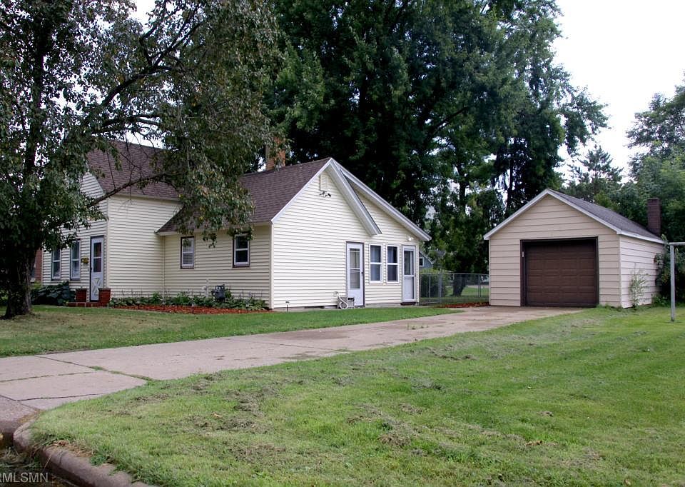 1st image of 306 N 1st St