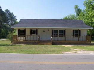 305 E 7th St, Donalsonville, GA 39845