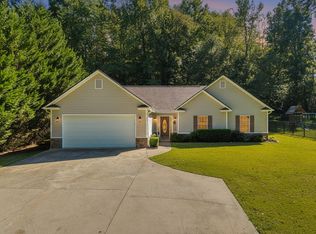 52 Blakes Ln, Talking Rock, GA 30175