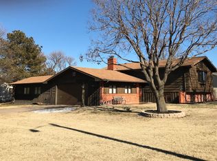 924 W 11th St, Larned, KS 67550