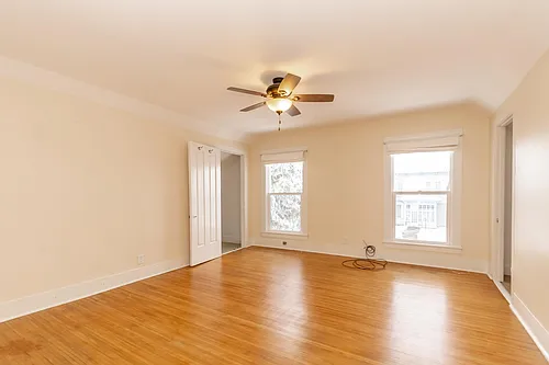 307 Clay St Photo 1