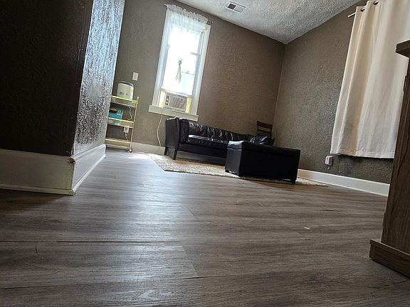 3rd image of 670 Willey St #670