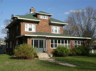 141 3rd St W, Hector, MN 55342