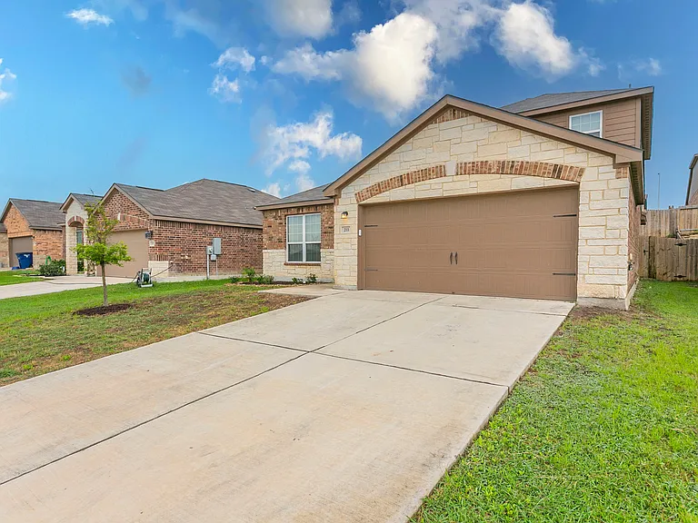 211 Azalea Way — Photo 35