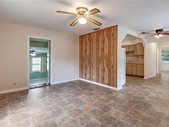2nd image of 2521 Emma Cir