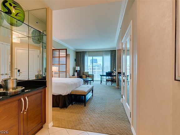 4th image of 145 E Harmon Ave #3205
