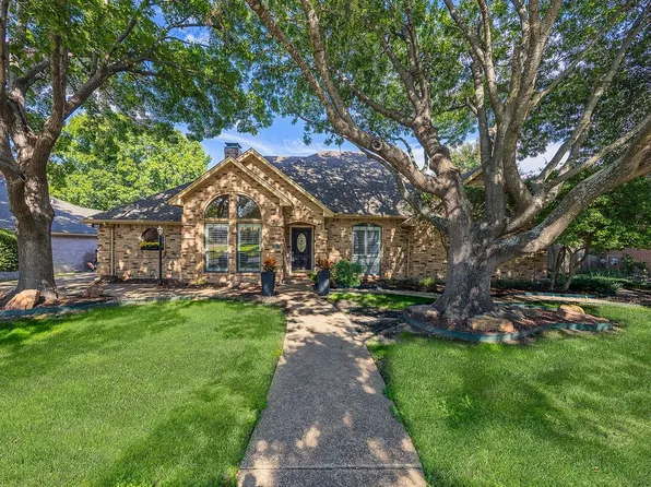 6913 Brookvale Rd, Fort Worth, TX 76132