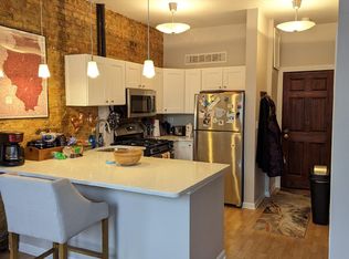 1926 W Leland Ave APT 2F, Chicago, IL 60640