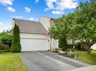 5710 English Rose Dr, Galloway, OH 43119