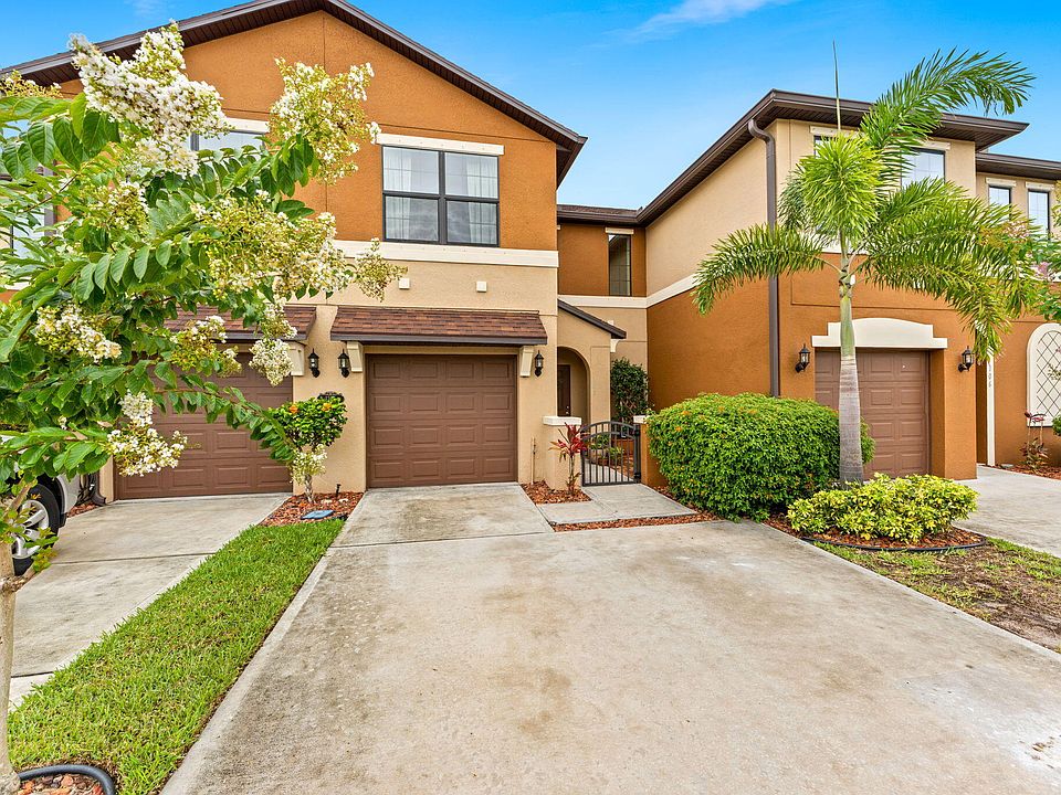 1st image of 1365 Lara Cir #105