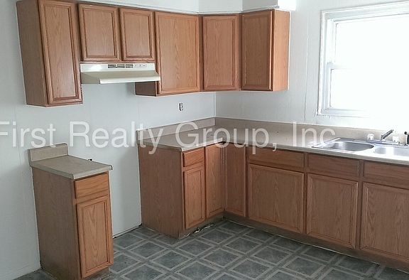 2nd image of 4579 Lotus Dr