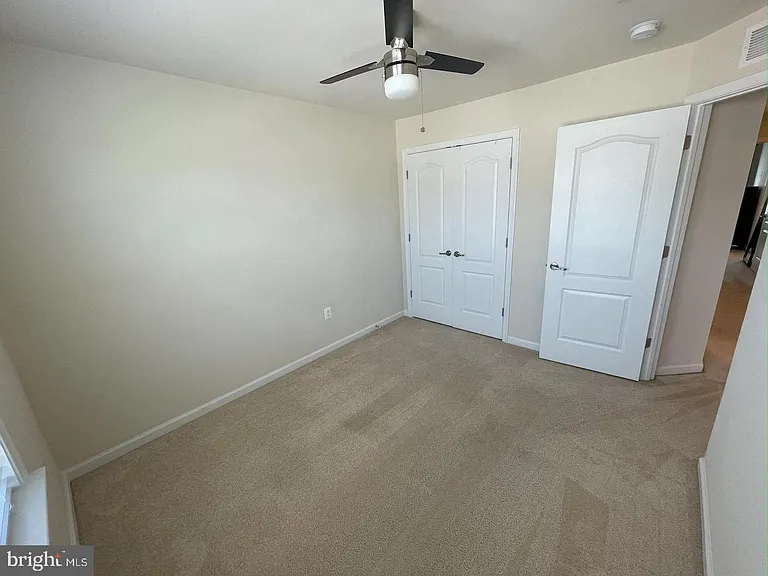 706 Bunker Ln — Photo 14