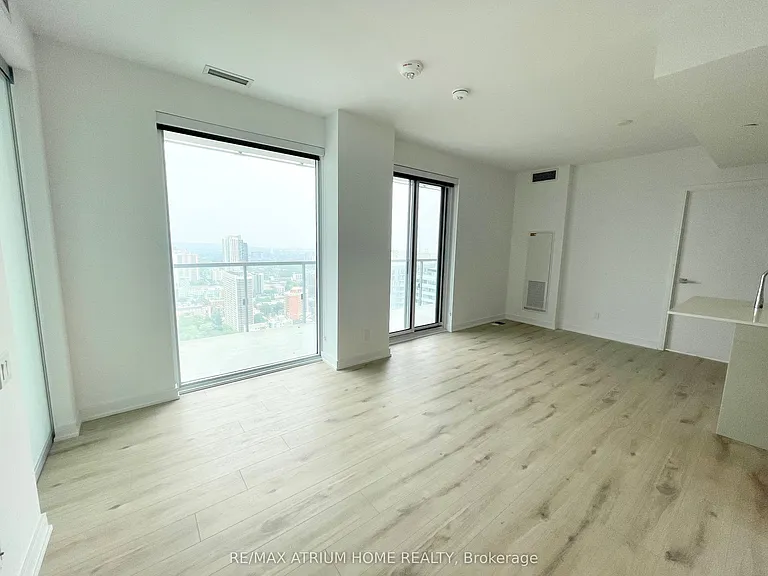 3 Gloucester St #4303 — Photo 7