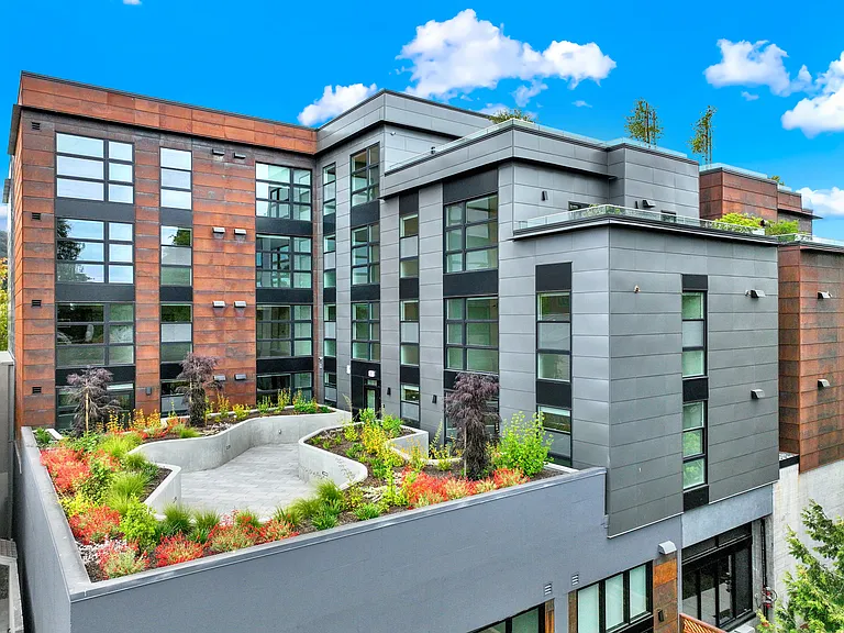 Newly built Berkeley apartments on Telegraph Ave modern living in a prime location.