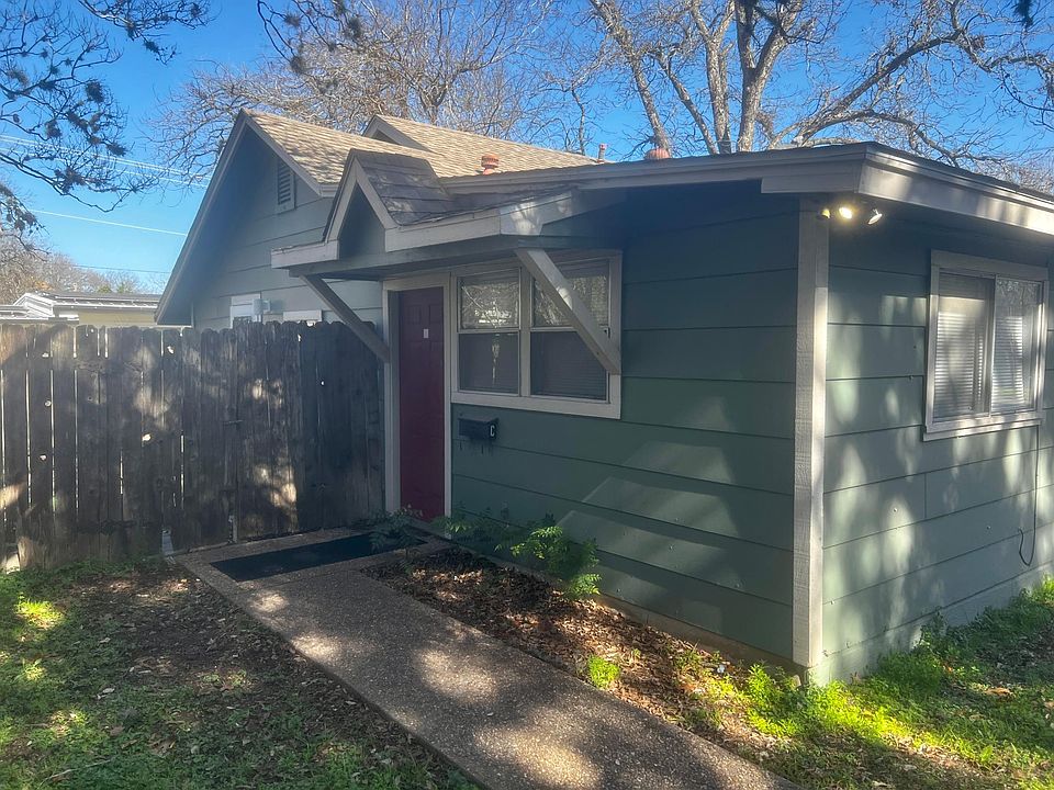 309 S Guadalupe St C, Lockhart, TX 78644 Zillow