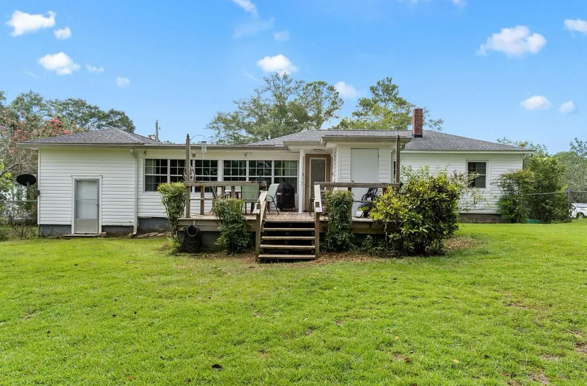 530 South Bellamy Drive - Historic District — Photo 1