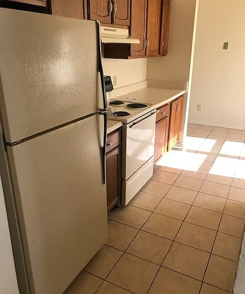 223-225 Edgewood Dr — Photo 7