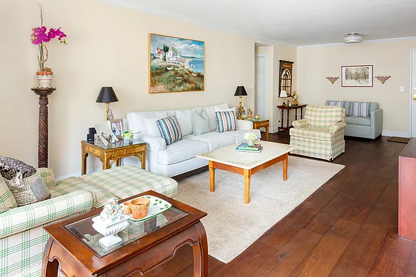 Sold by Brown Harris Stevens | media 10