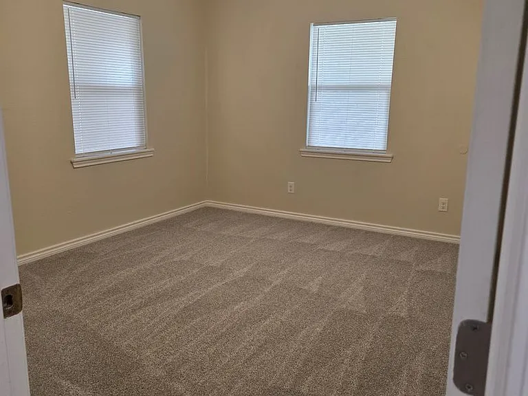 727 Menefee Blvd — Photo 9