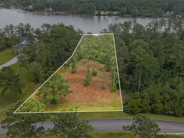 170 Waters Edge Ln Lot 18, Oriental, NC 28571