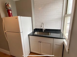 1 Chestnut St #7, Dover, NH 03820