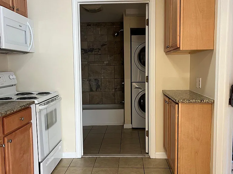 680 N Colony St #15 — Photo 11