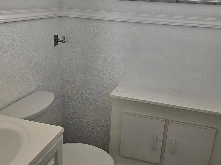 20201 NE 29th Ct #D336 — Photo 10