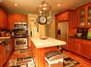 7130 S Virginia Ave, Portland, OR 97219