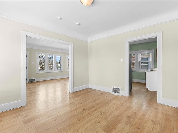 3rd image of 6349 Tuxedo St #2