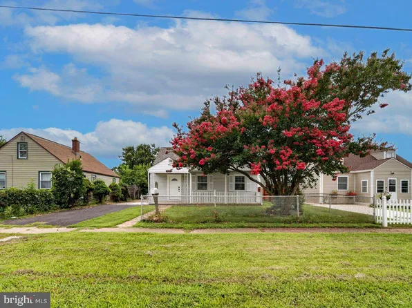 8217 Dundalk Ave, Dundalk, MD 21222
