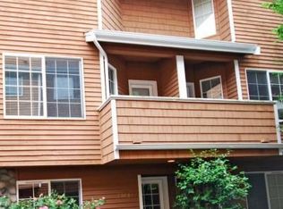 7908B Ashworth Ave N, Seattle, WA 98103