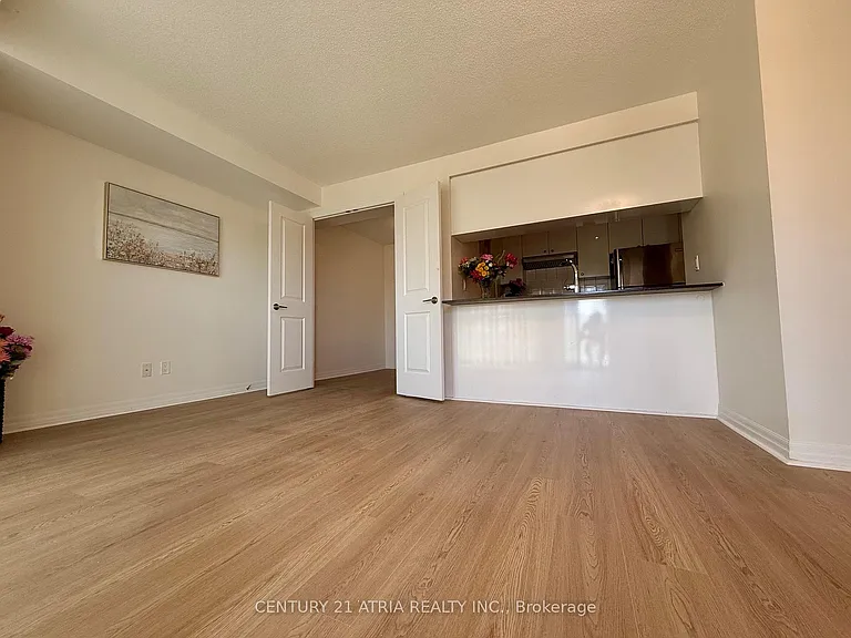275 Yorkland Rd #303 — Photo 20