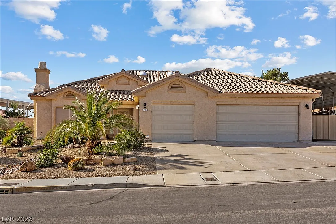 3 bed, 2.5 bath, 2257 sqft, $3,700 — Photo 1