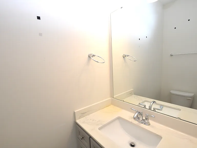 536 Laurens St — Photo 5